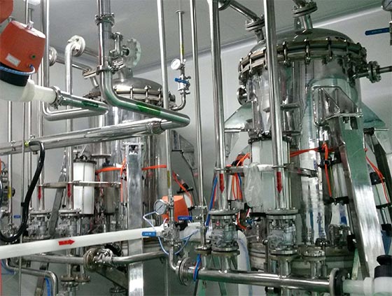 ���̰���